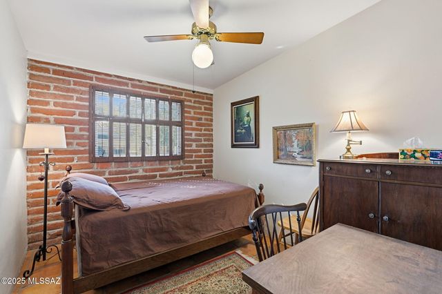 6901 E Baker Street, Tucson, AZ 85710