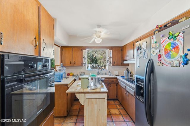 6901 E Baker Street, Tucson, AZ 85710