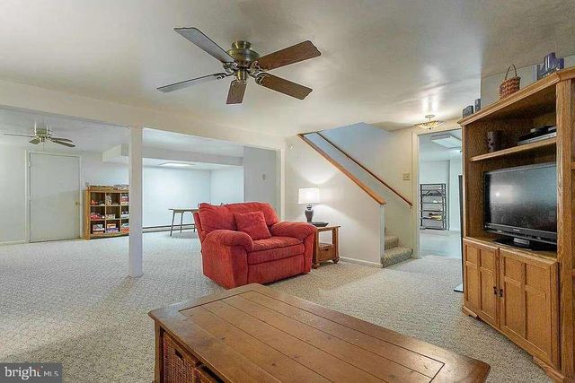 690 MAIN ST, Mohrsville, PA 19541