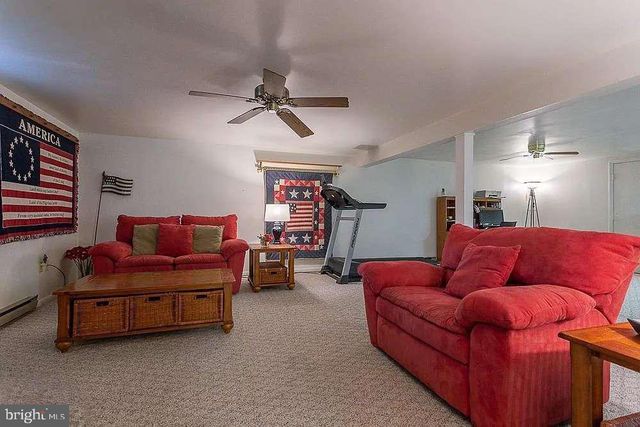 690 MAIN ST, Mohrsville, PA 19541