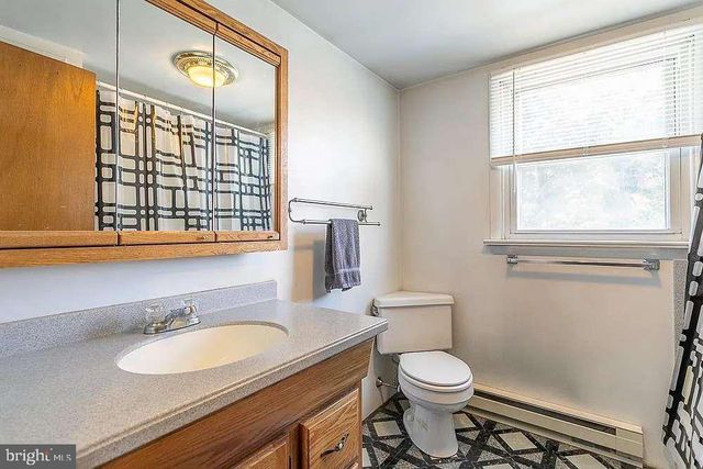 690 MAIN ST, Mohrsville, PA 19541