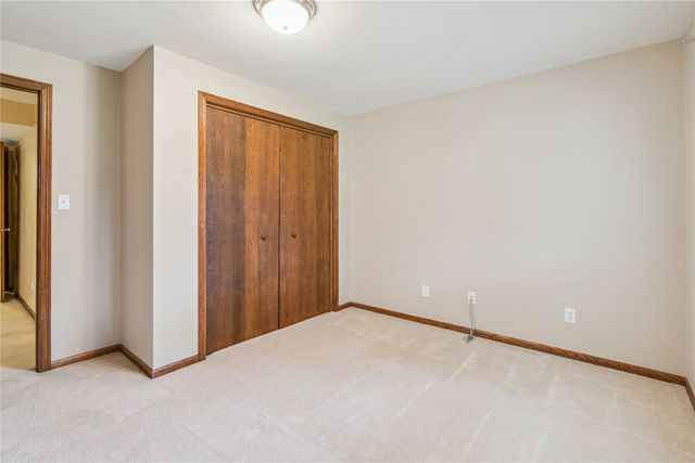 1204 SE Mallard Creek Drive, Ankeny, IA 50021