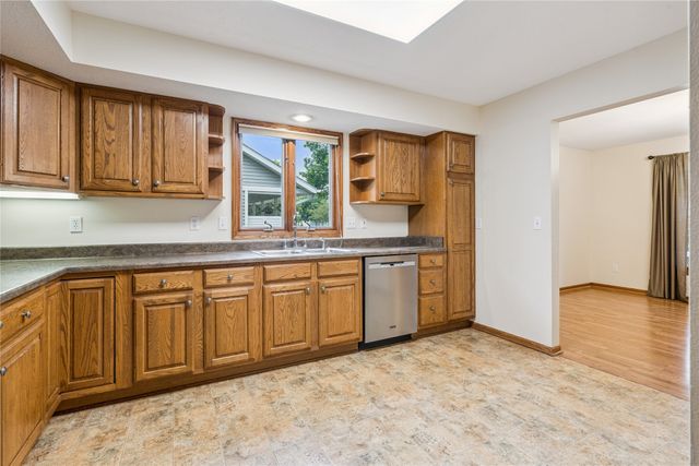 1204 SE Mallard Creek Drive, Ankeny, IA 50021