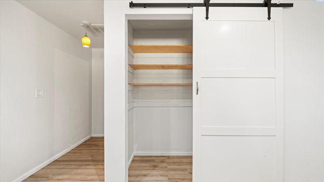 4202 Maple Lane, West Richland, WA 99353