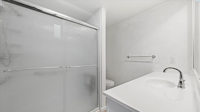 4202 Maple Lane, West Richland, WA 99353