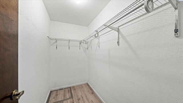 4202 Maple Lane, West Richland, WA 99353