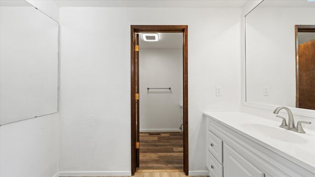 4202 Maple Lane, West Richland, WA 99353