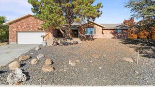 4202 Maple Lane, West Richland, WA 99353