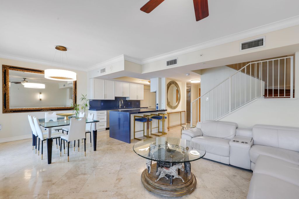 Image 1 of property listing at 99 SE Mizner Boulevard Ph43, Boca Raton, FL 33432