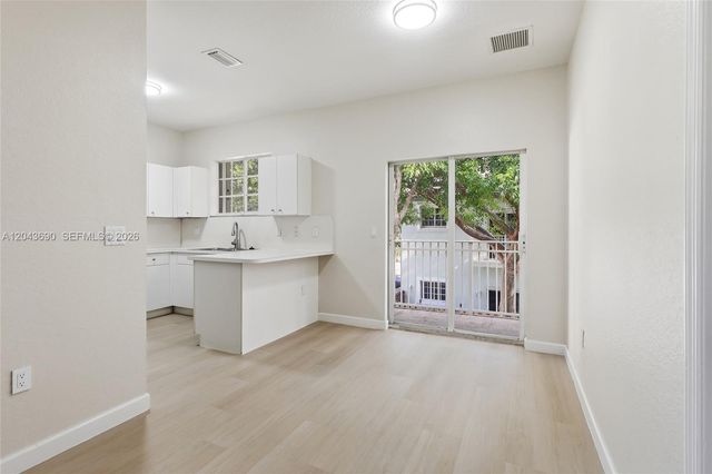 2728 NE 3rd Court 201, Homestead, FL 33033