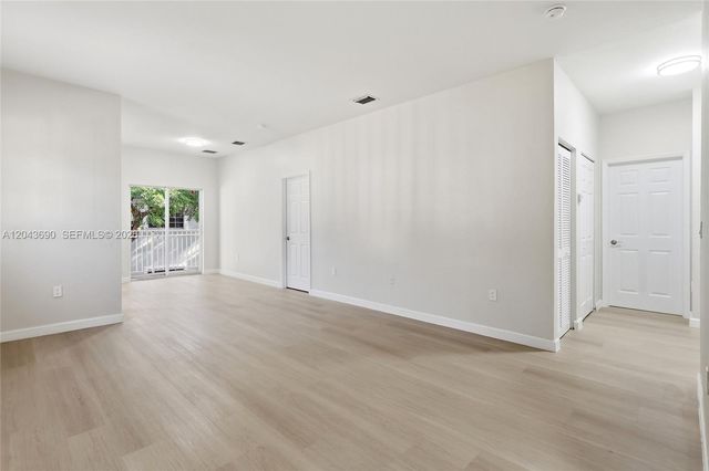 2728 NE 3rd Court 201, Homestead, FL 33033