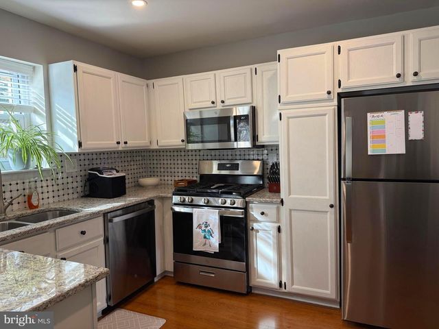 205 AUCOTT RD, Brookhaven, PA 19015