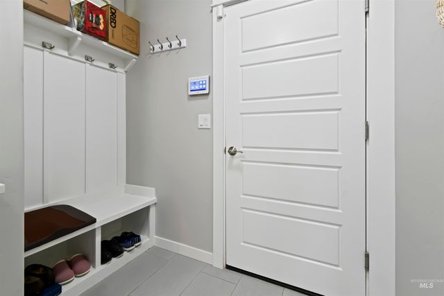 6164 N Winward Ln, Meridian, ID 83646