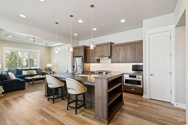 6164 N Winward Ln, Meridian, ID 83646