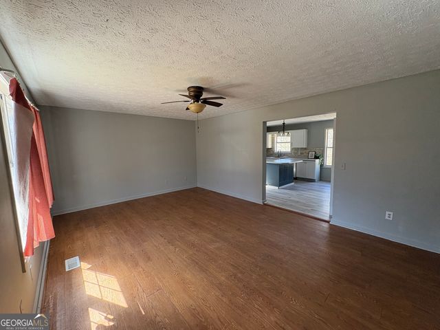 571 Ishman Ballard Road, Newnan, GA 30263