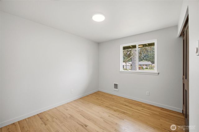 30032 5th Avenue SW, Federal Way, WA 98023
