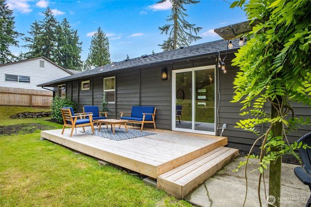 30032 5th Avenue SW, Federal Way, WA 98023