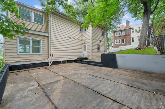125 Caryl Avenue, Yonkers, NY 10705