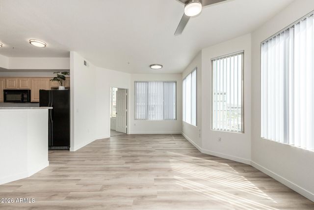 435 W RIO SALADO Parkway 305, Tempe, AZ 85281