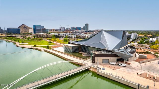 435 W RIO SALADO Parkway 305, Tempe, AZ 85281