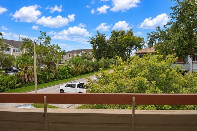 10265 GANDY BOULEVARD N 1116, St Petersburg, FL 33702