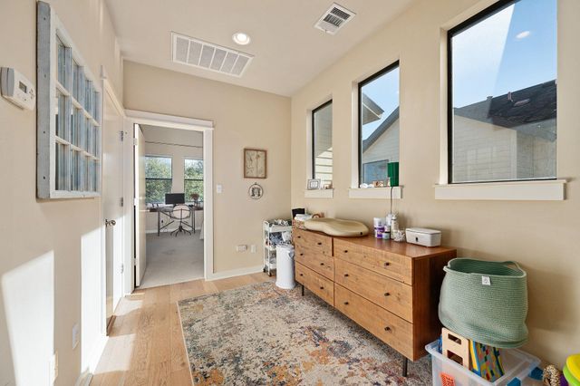 2819 Corbin LN, Austin, TX 78704