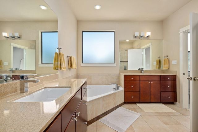 2819 Corbin LN, Austin, TX 78704