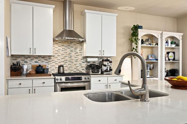 2819 Corbin LN, Austin, TX 78704