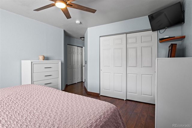 2339 W Hillside Avenue, Englewood, CO 80110
