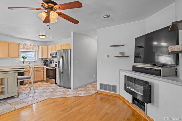 2339 W Hillside Avenue, Englewood, CO 80110