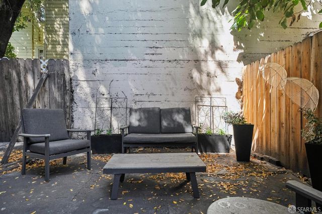 108 Albion Street, San Francisco, CA 94110