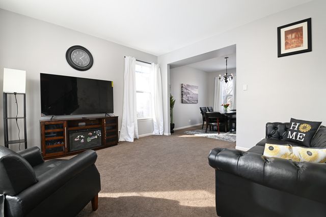 24050 W Champion Drive, Plainfield, IL 60585