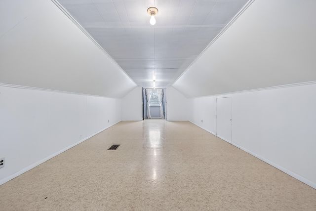 34 S Weber Road, Laketon Twp, MI 49445