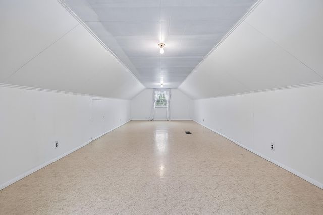 34 S Weber Road, Laketon Twp, MI 49445