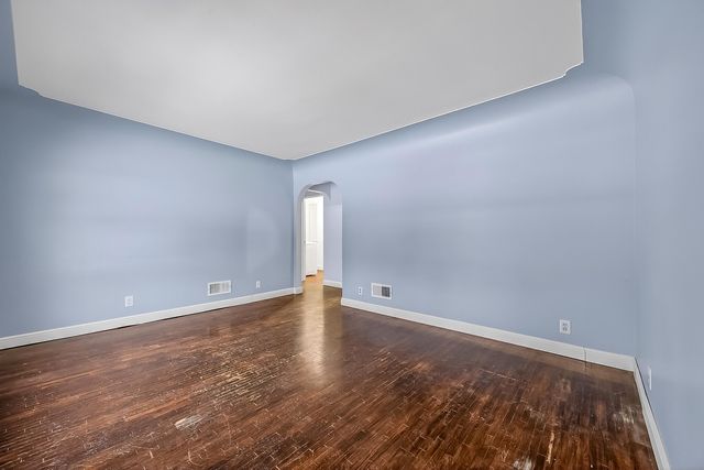 34 S Weber Road, Laketon Twp, MI 49445