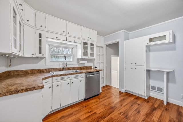 34 S Weber Road, Laketon Twp, MI 49445