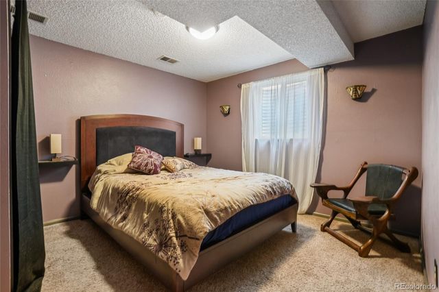 2244 Vivian Street, Longmont, CO 80501