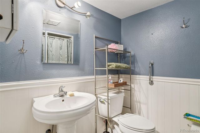 2244 Vivian Street, Longmont, CO 80501