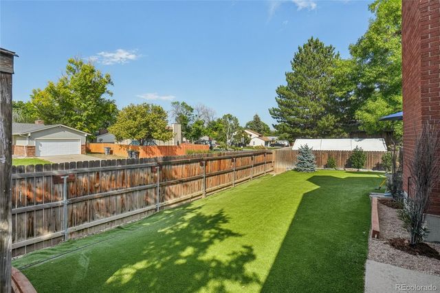 2244 Vivian Street, Longmont, CO 80501