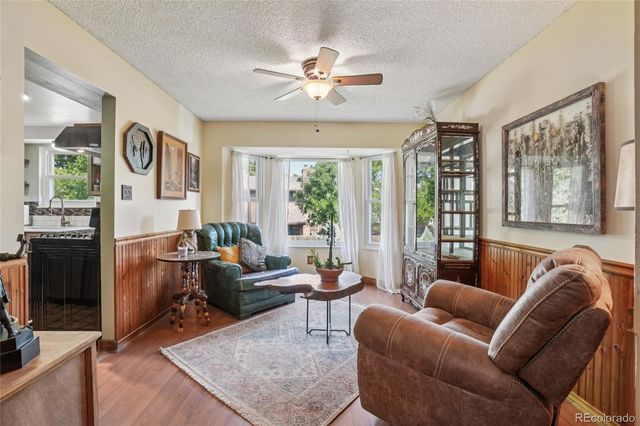 2244 Vivian Street, Longmont, CO 80501