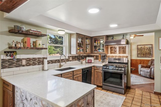 2244 Vivian Street, Longmont, CO 80501