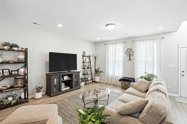 11805 Vermont Street, Crown Point, IN 46307