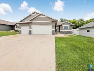 48 N 6th St Street, Baltic, SD 57003