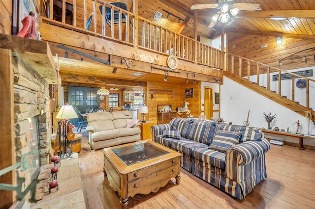 16338 Grand Flower Road, Plantersville, TX 77363