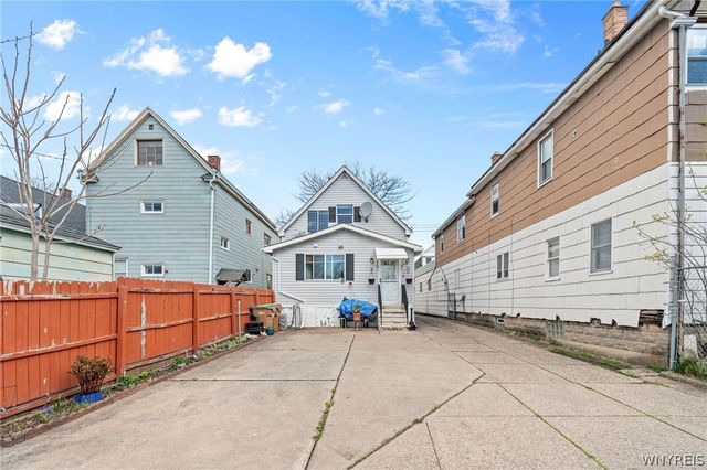 1127 Walden Avenue, Cheektowaga, NY 14211