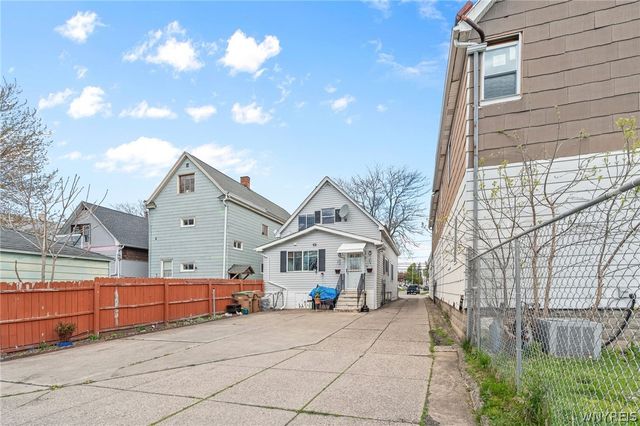 1127 Walden Avenue, Cheektowaga, NY 14211