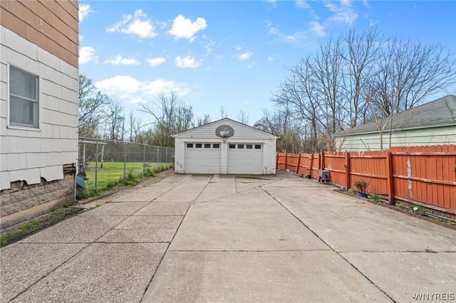 1127 Walden Avenue, Cheektowaga, NY 14211