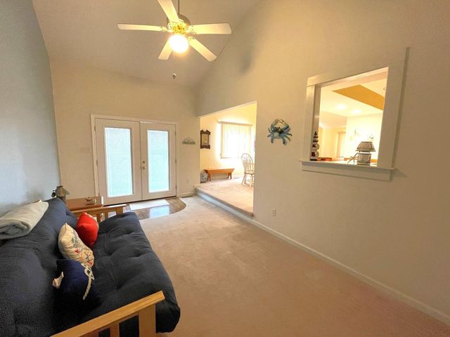 51 NEWPORT DR, Ocean Pines, MD 21811
