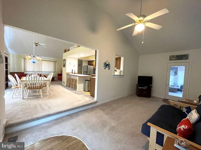 51 NEWPORT DR, Ocean Pines, MD 21811