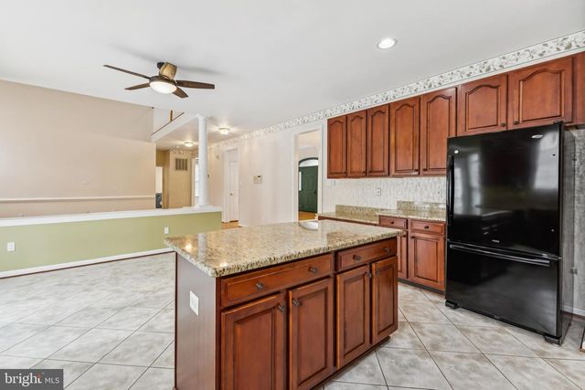 8875 LOCUST GROVE DR, Port Tobacco, MD 20677